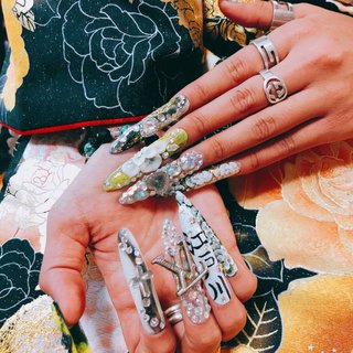 アンギュラー筆のネイルデザイン ネイルブック