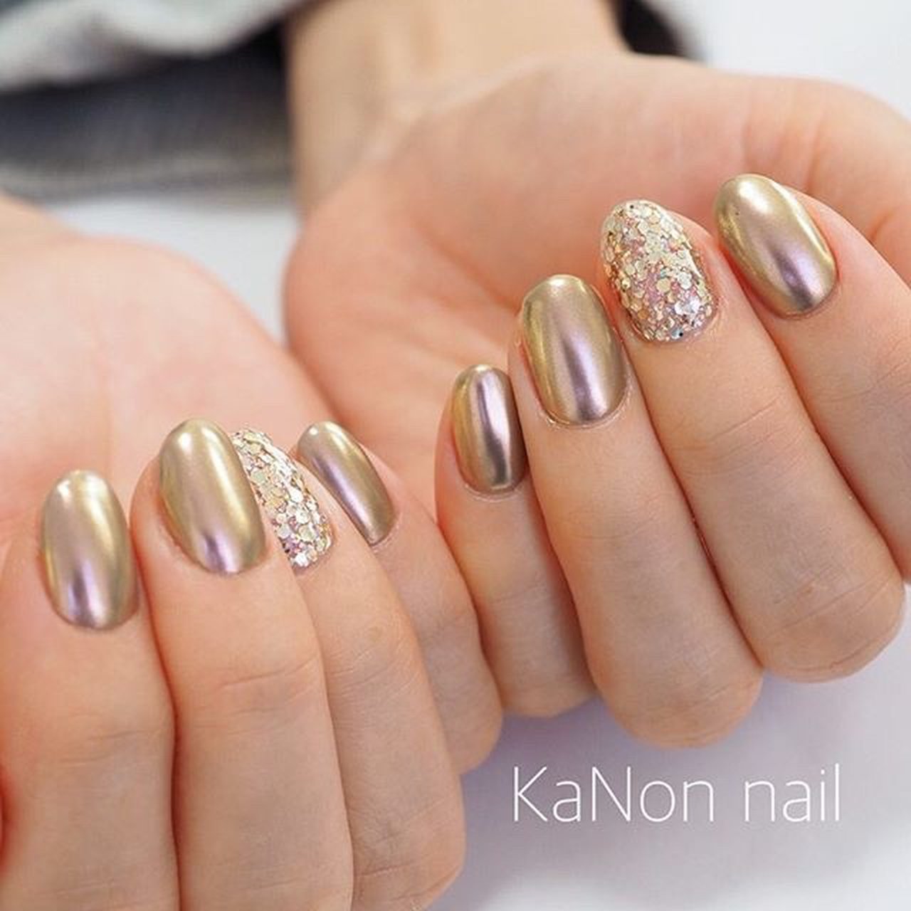 オールシーズン ハンド ラメ ミラー ベージュ Kanon Nailのネイルデザイン No ネイルブック