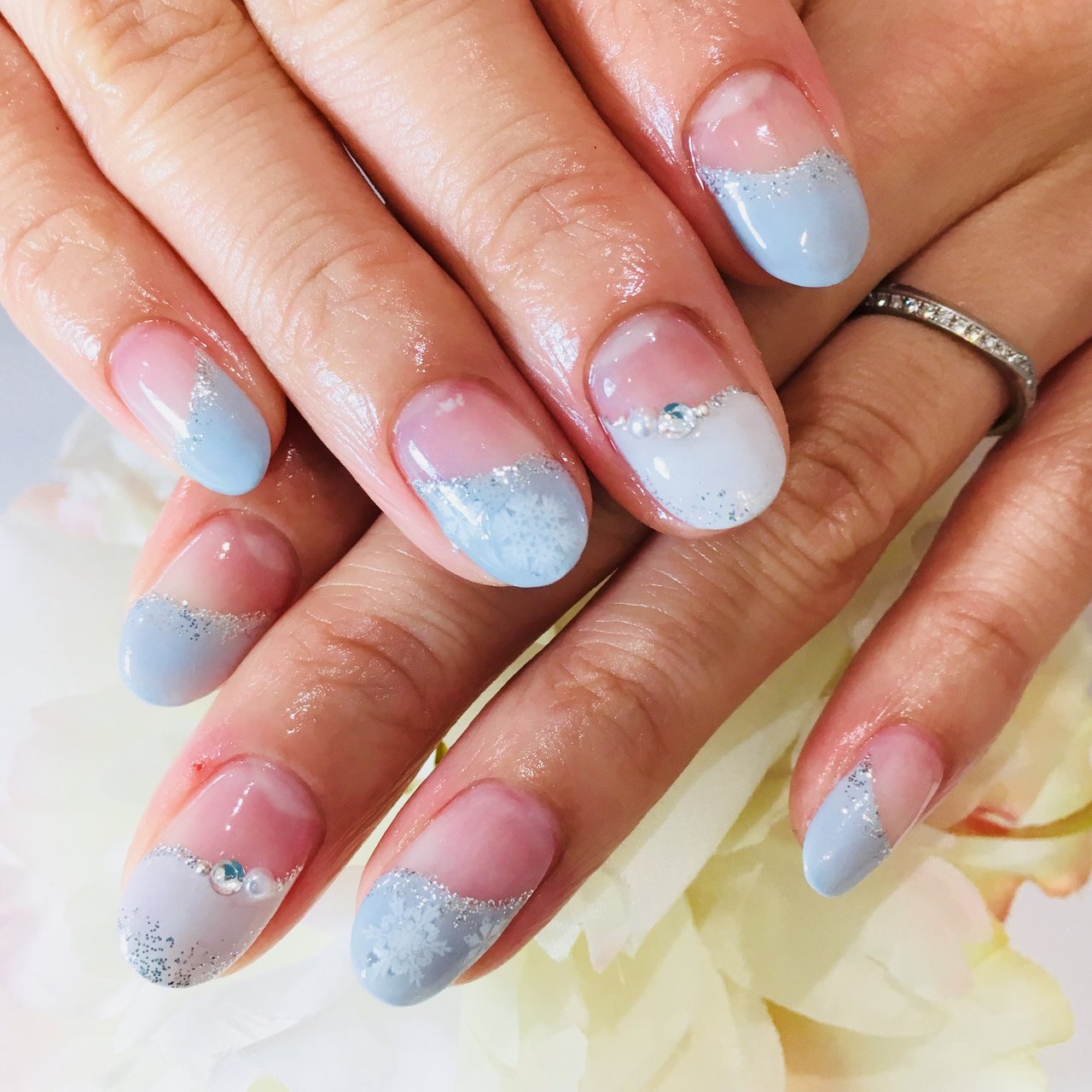 冬 お正月 クリスマス ハンド 変形フレンチ Fossetteのネイルデザイン No ネイルブック