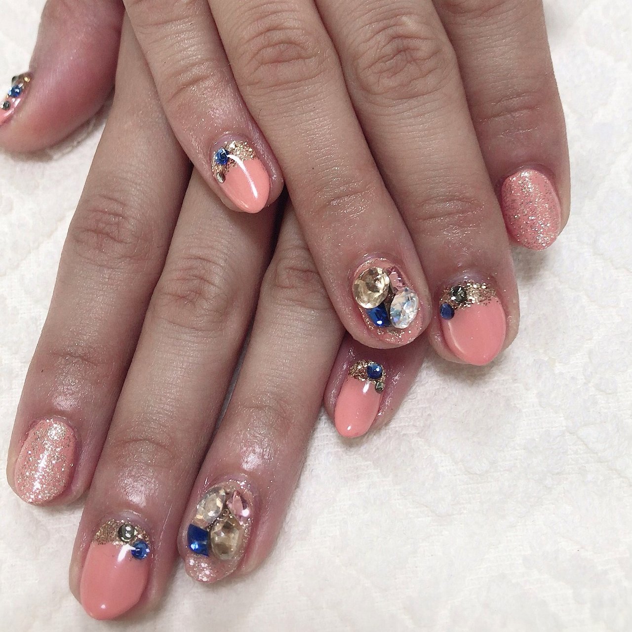 フレンチ ビジュー ラメ ピンク ゴールド Ie のネイルデザイン No ネイルブック