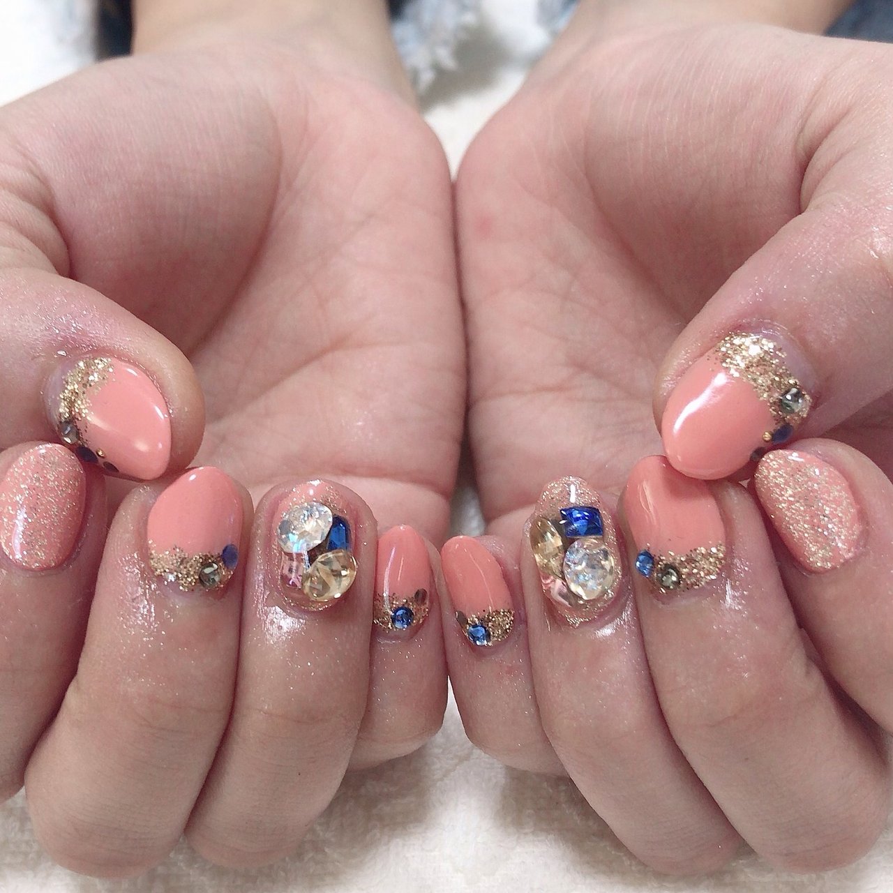 フレンチ ビジュー ラメ ピンク ゴールド Ie のネイルデザイン No ネイルブック