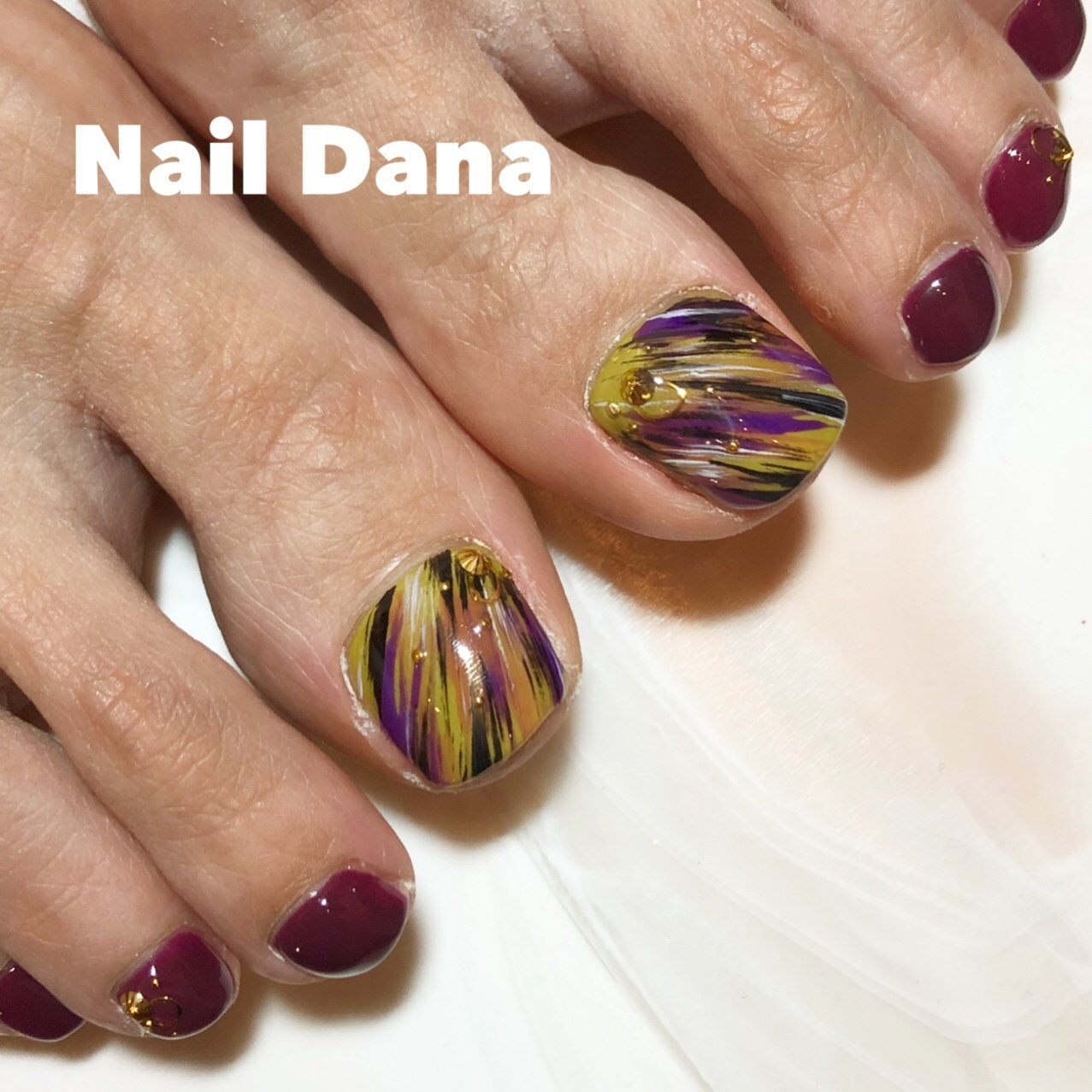 フット フェザー ピーコック エスニック ボヘミアン Nail Danaのネイルデザイン No ネイルブック