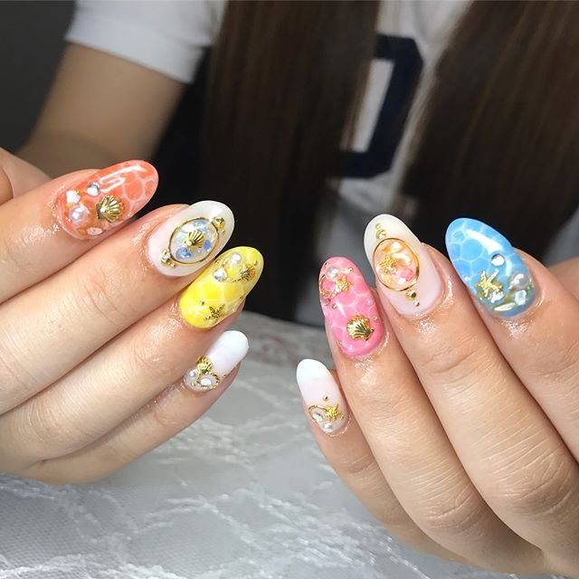 夏 ハンド シェル 水滴 トロピカル M Nailのネイルデザイン No ネイルブック