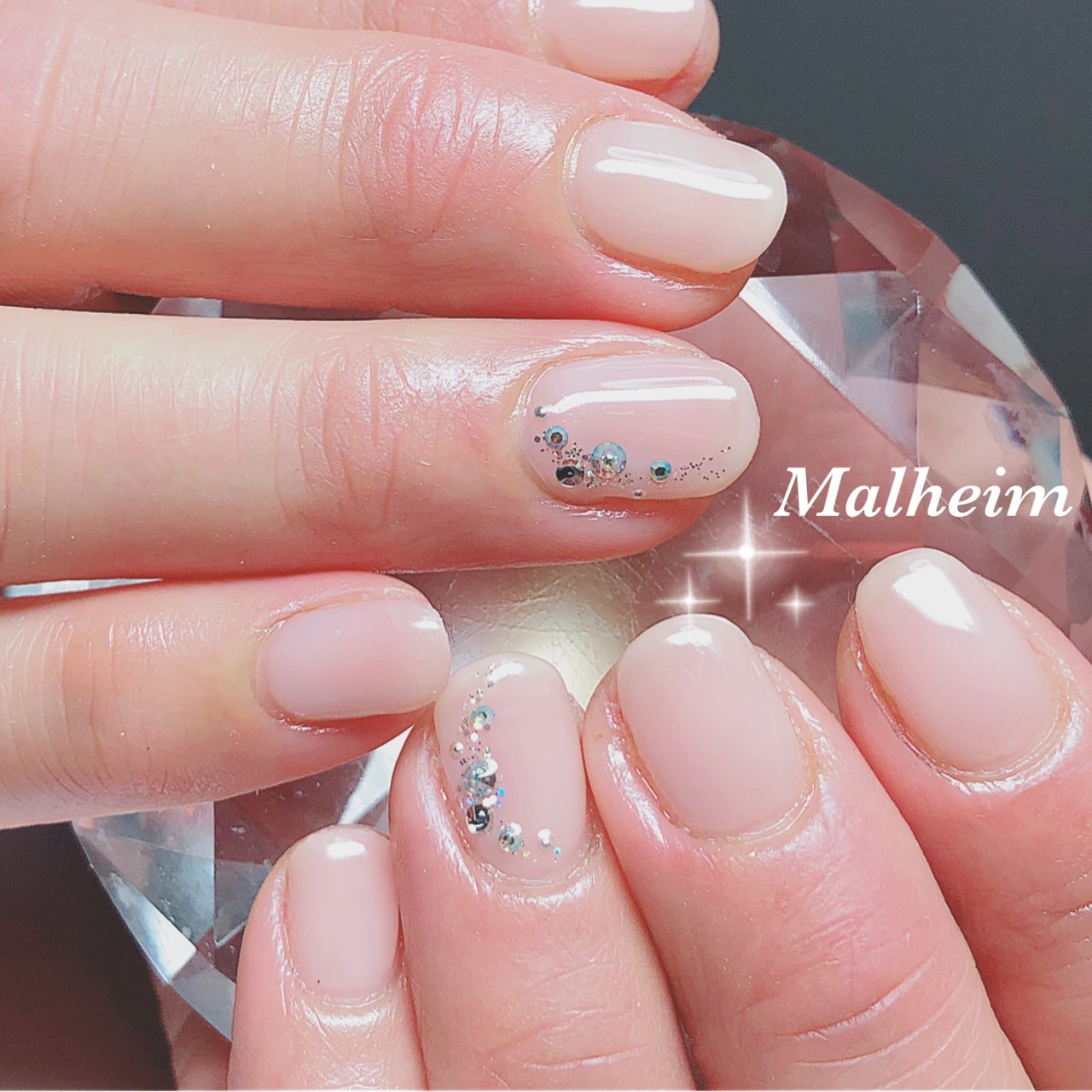 オールシーズン バレンタイン オフィス ハンド シンプル Nails Malheim メルヘイム のネイルデザイン No ネイル ブック