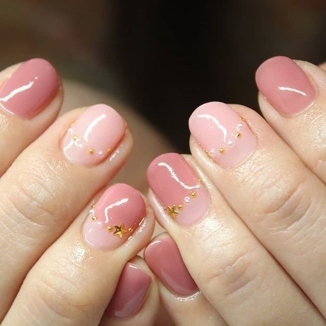 卒業式 入学式 オフィス シンプル フレンチ Nail Rossoのネイルデザイン No ネイルブック