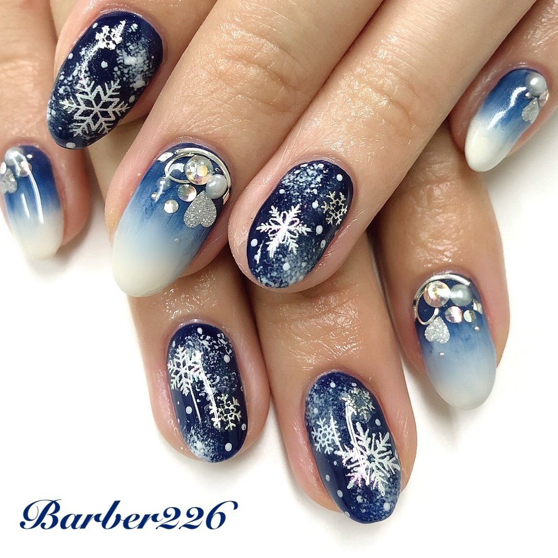 冬 バレンタイン ネイビー シルバー Barber226 Nailのネイルデザイン No 3933301 ネイルブック