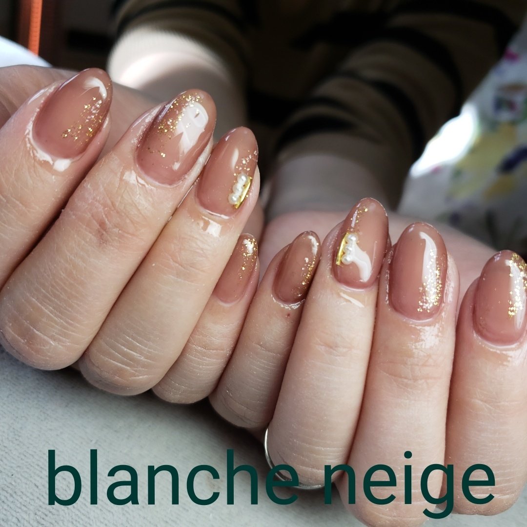 ワンカラー Blanche Neigeのネイルデザイン No ネイルブック