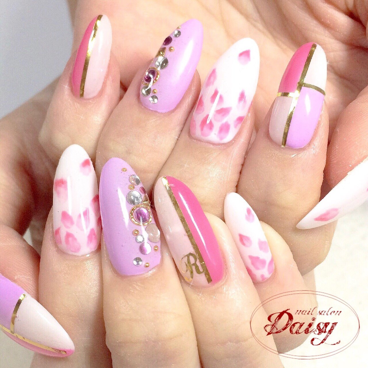 春 オールシーズン バレンタイン パーティー ハンド Nail Salon Daisyのネイルデザイン No ネイルブック