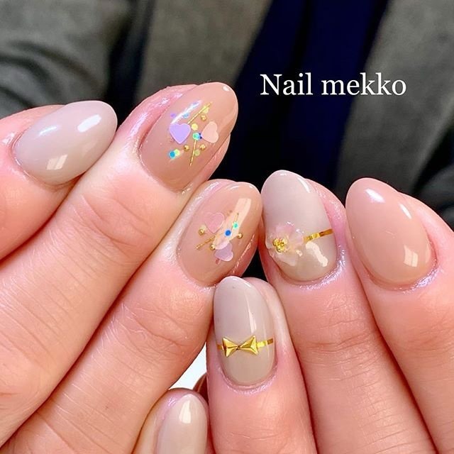 ホログラム フラワー シェル ハート リボン Nail Mekkoのネイルデザイン No ネイルブック