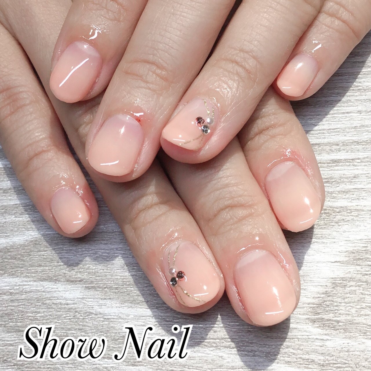 オールシーズン オフィス ブライダル ハンド グラデーション Nailsalon Shownailのネイルデザイン No ネイル ブック