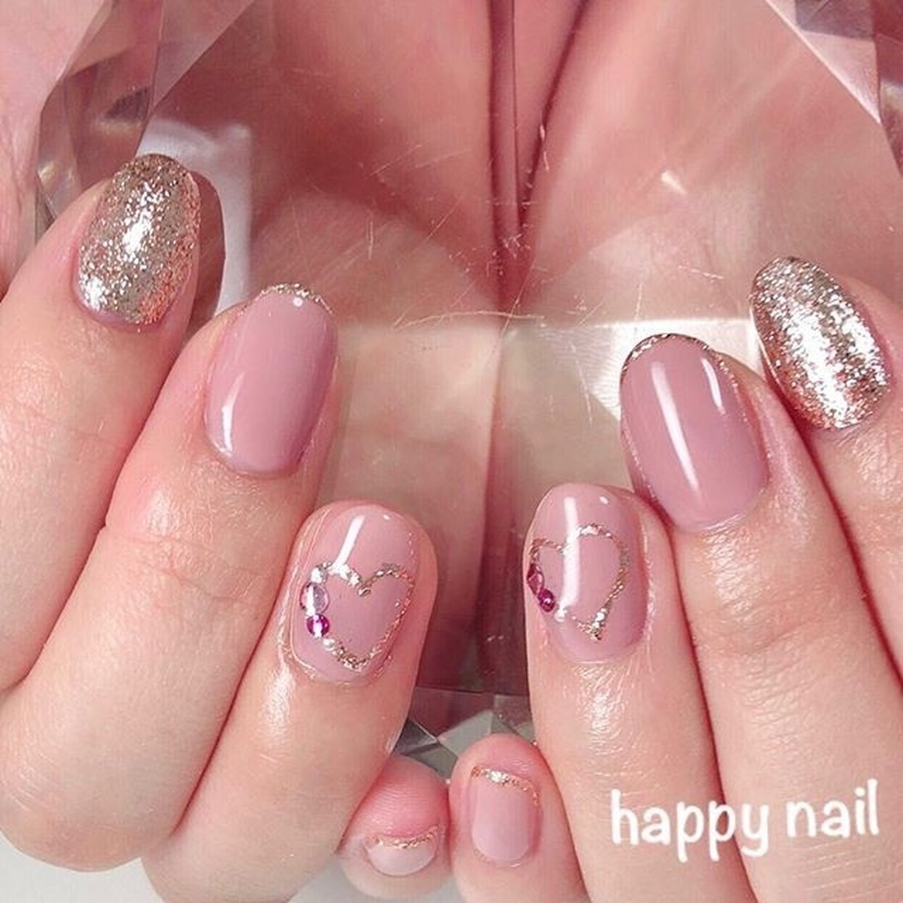 オールシーズン バレンタイン シンプル ラメ ハート Happy Nailのネイルデザイン No ネイルブック