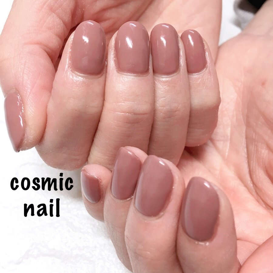 オールシーズン ハンド シンプル ワンカラー ベージュ Cosmic Nail Maccoのネイルデザイン No ネイルブック
