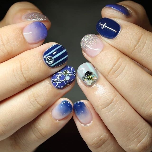 オールシーズン 旅行 ライブ デート グラデーション Nail Rossoのネイルデザイン No 3948851 ネイルブック