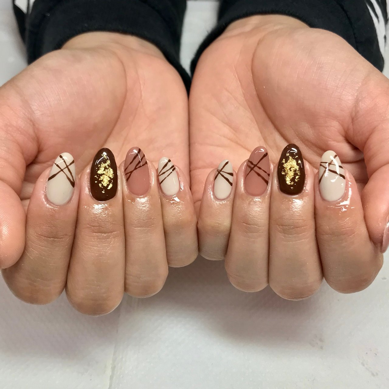 冬 バレンタイン ハンド ワンカラー ハート Irish Nail 久屋大通店 アイリッシュネイル パラジェル登録サロン Mao Jel導入サロン のネイルデザイン No ネイルブック