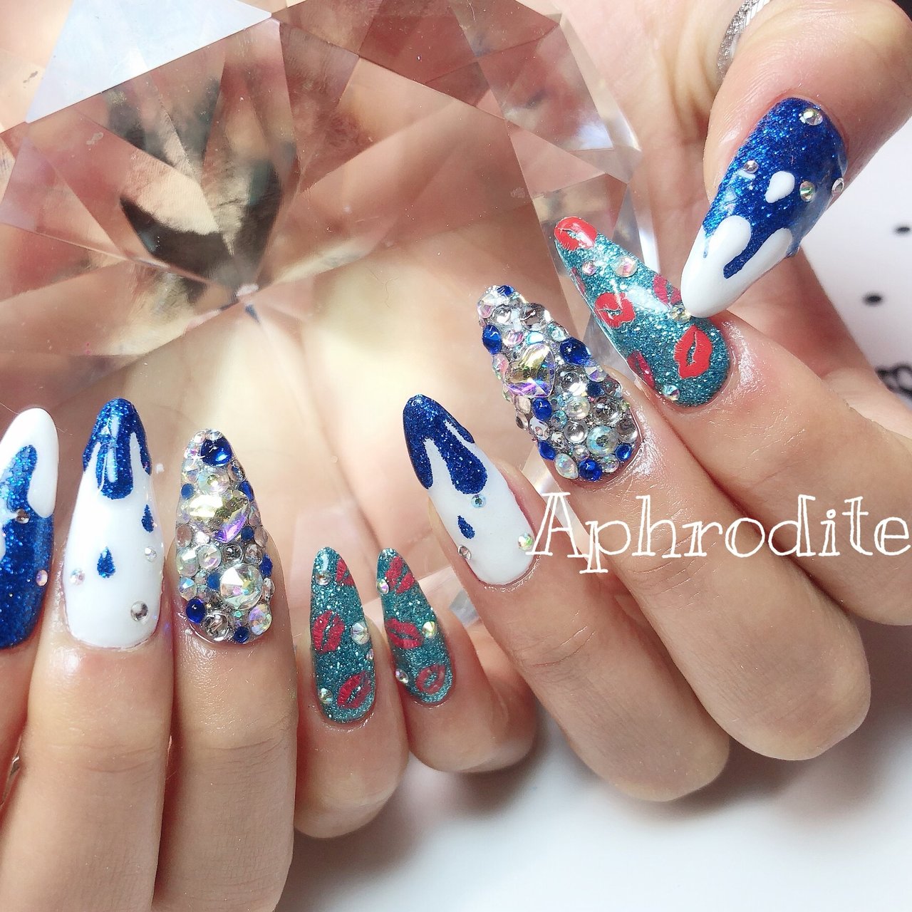 オールシーズン バレンタイン ハンド シンプル ラメ Hikaru Nailのネイルデザイン No ネイルブック