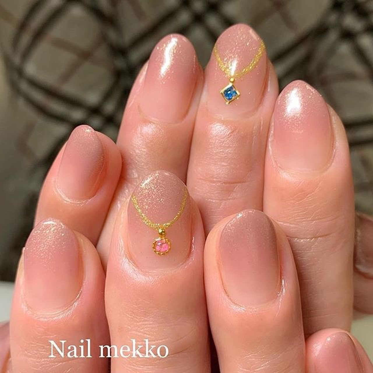 グラデーション ラメ フラワー チェーン 押し花 Nail Mekkoのネイルデザイン No ネイルブック