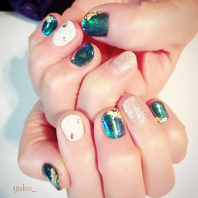 オールシーズン ワンカラー 大理石 ギャラクシー ベージュ Yuko Nail Chouetteのネイルデザイン No ネイル ブック