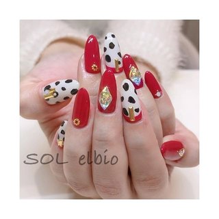 ・ ダルメシア〜ン🐶
・
アニマル柄にハマってる
お客様💅
・
・
・
#マツエク#マツex#まつ毛エクステ#アイラッシュ#solelbio#sol#elbio山梨#甲府#山梨マツエクサロン#山梨ネイルサロン#山梨眉毛エクステ#ネイルサロン#まつ毛エクステサロン#マツエクデザイン#おしゃれさんと繋がりたい#nail#ネイル#ジェルネイル#ネイルデザイン#定額ネイル#アニマル柄ネイル#ダルメシアン#赤ネイル#キラキラネイル#キラキラ#💅#ホットペッパーから予約出来ます#ホットペッパー #オールシーズン #ハンド #ビジュー #アニマル柄 #ロング #ホワイト #レッド #ブラック #ジェルネイル #お客様 #SOL elbio #ネイルブック