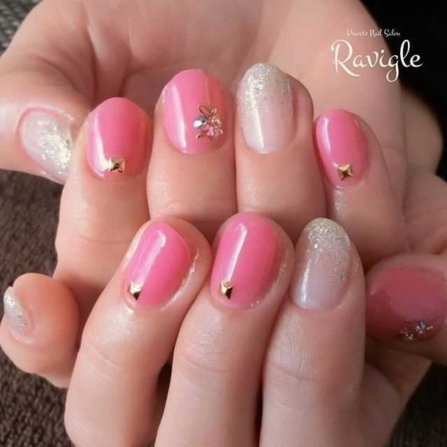 オールシーズン 卒業式 入学式 デート ハンド Chiharu Ravigle ラヴィグル のネイルデザイン No ネイルブック