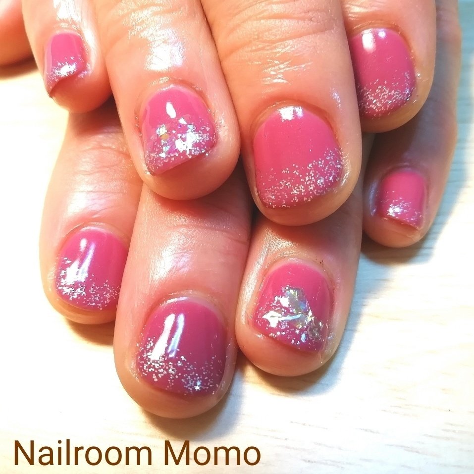 オールシーズン ハンド シンプル ホログラム ラメ Nailroommomo ネイルルームモモ のネイルデザイン No ネイル ブック