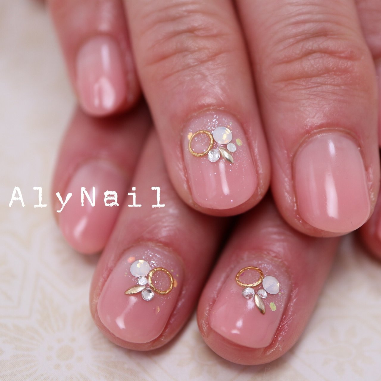 春 オールシーズン ハンド シンプル ショート Alynailのネイル