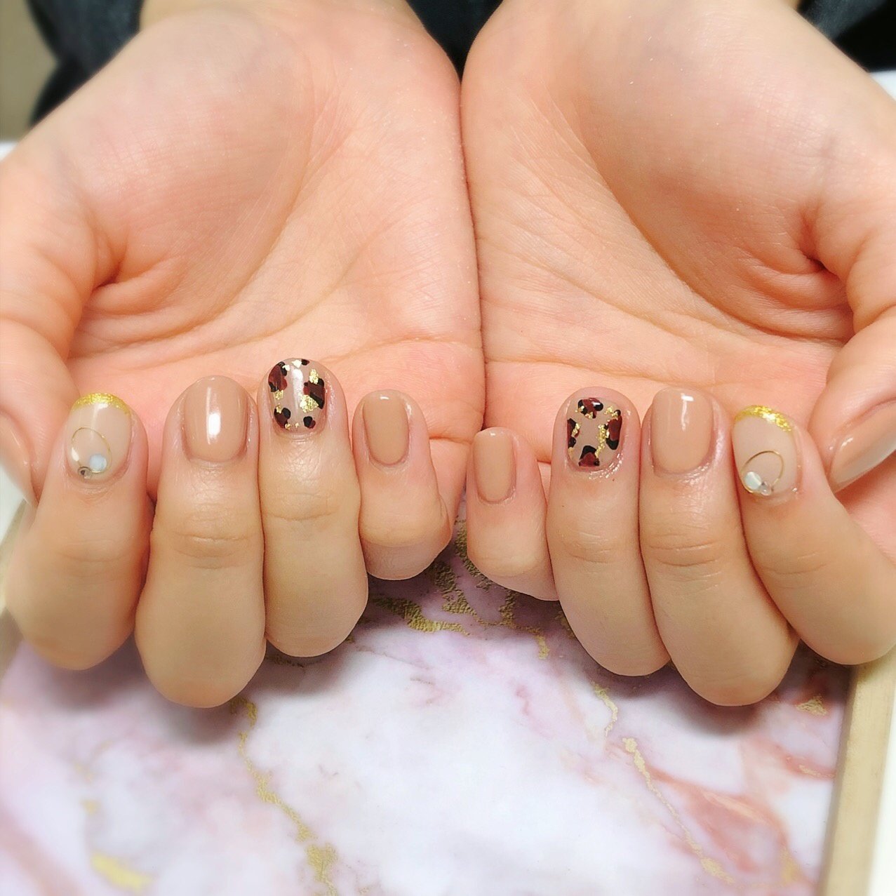 春 秋 冬 バレンタイン ハンド 爪のお手入れ𖤥𖠿𖤣𓂃 Fika フィーカ のネイルデザイン No ネイルブック