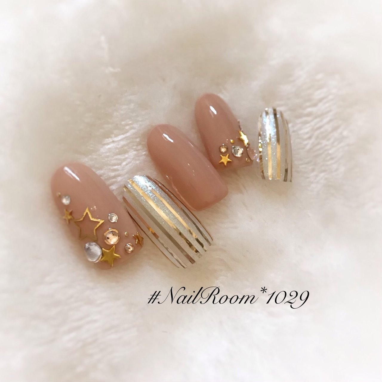 春 夏 女子会 ハンド ラメ Nailroom1029のネイルデザイン No ネイルブック