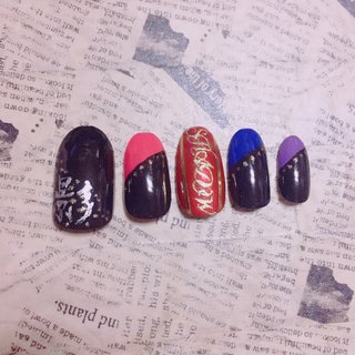 ブラック 黒 ゴールドラインのネイルデザイン ネイルブック