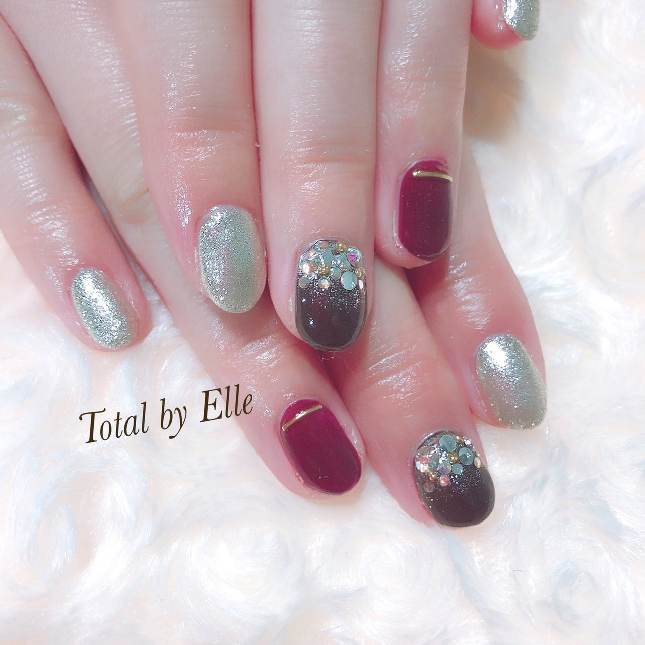 Total By Elle 吉田 美穂のネイルデザイン No ネイルブック