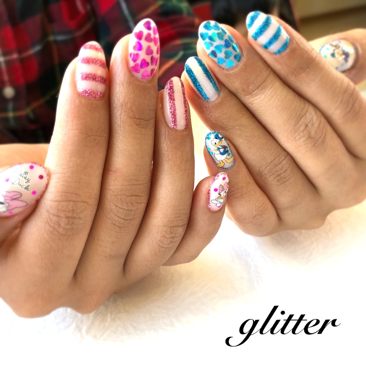 オールシーズン ハンド ストライプ ミディアム ホワイト Glitterのネイルデザイン No ネイルブック