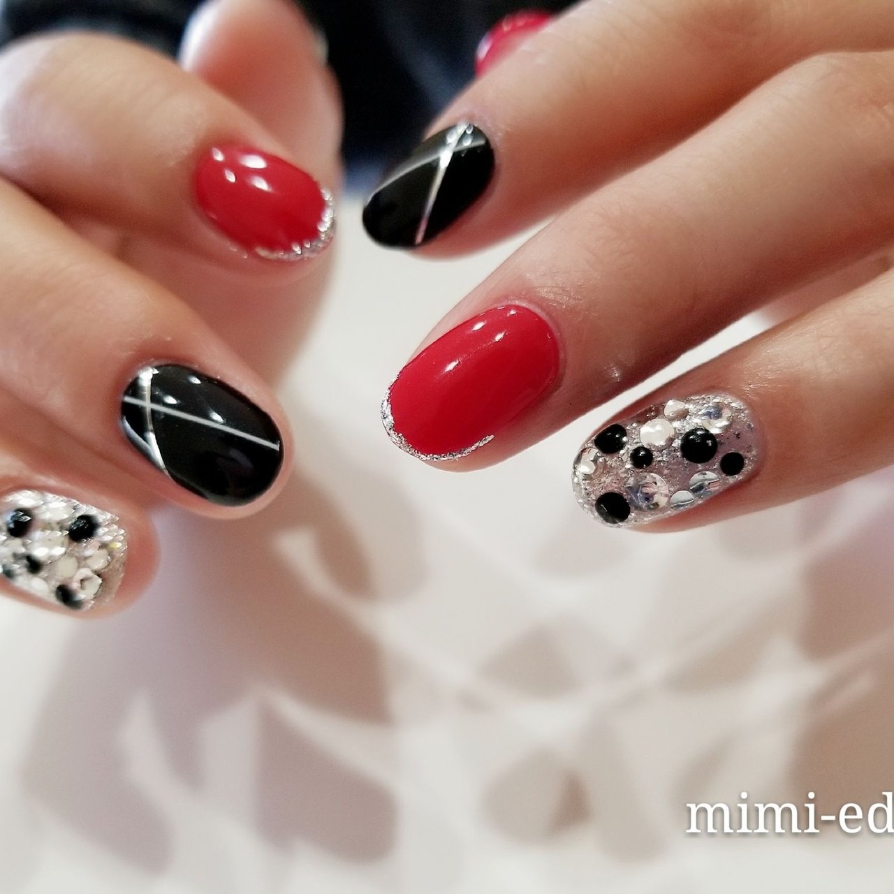 オールシーズン 旅行 ライブ ハンド シンプル Nail Mimiedenのネイルデザイン No ネイルブック