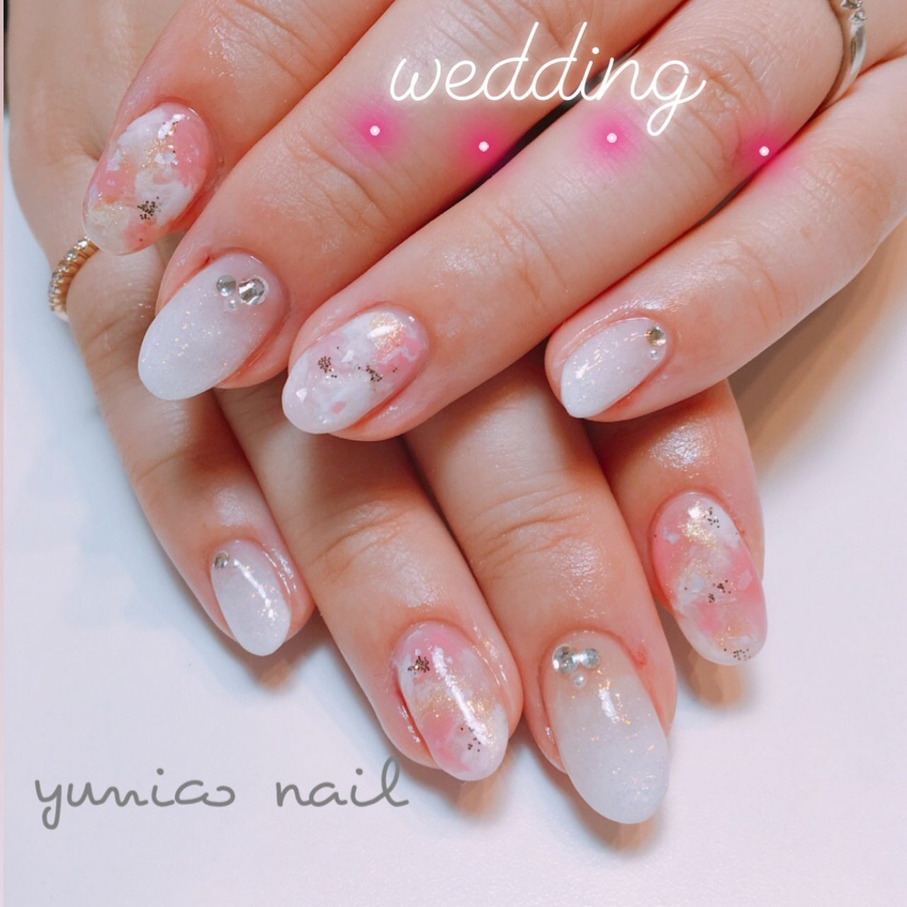 オールシーズン ブライダル ハンド グラデーション ラメ Yunico Nail ユニコネイル 熊本ネイルサロンのネイル デザイン No ネイルブック