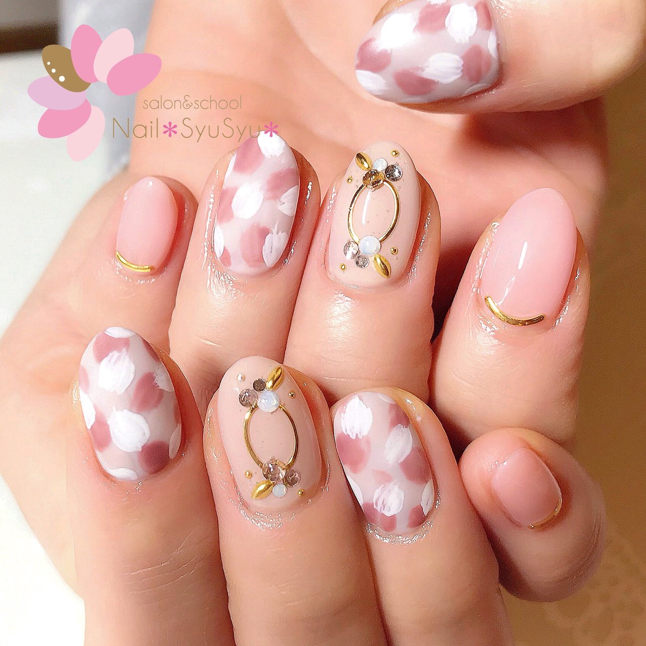 春 ハンド ビジュー フラワー マーブル Nail Syusyu ネイルシュシュのネイルデザイン No ネイルブック