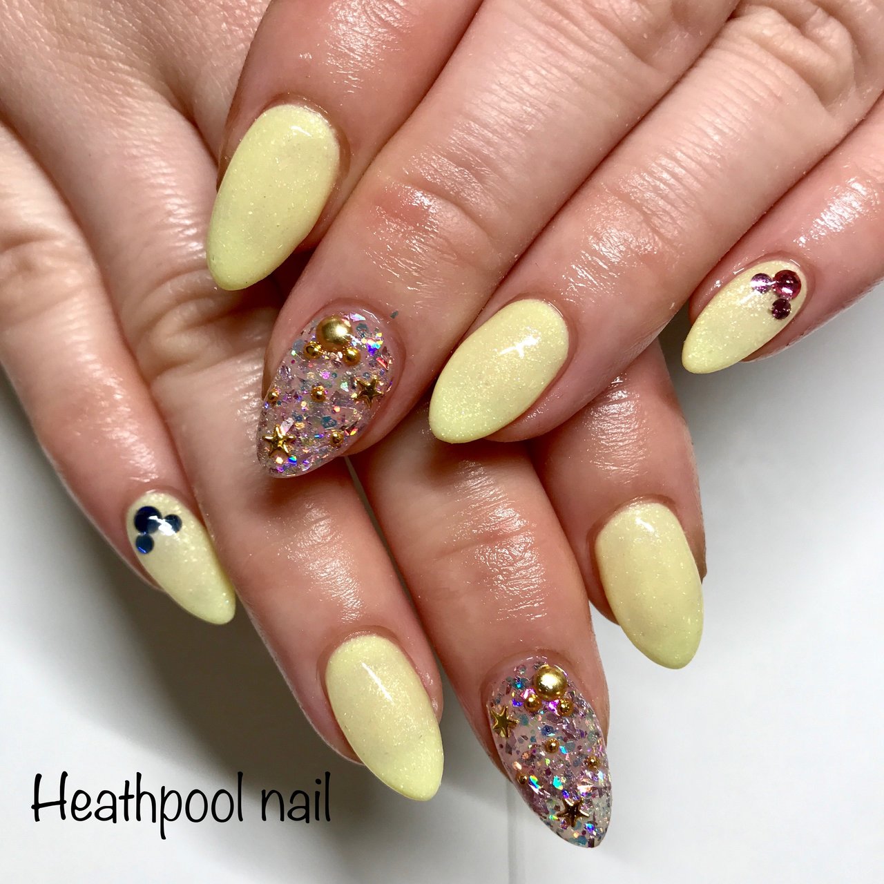 ハンド ラメ ワンカラー キャラクター ピンク Heathpoolnailのネイルデザイン No ネイルブック