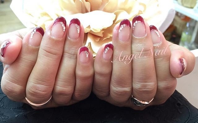 オールシーズン ハンド フレンチ クリスタルピクシー レッド Angel Nail のネイルデザイン No ネイルブック