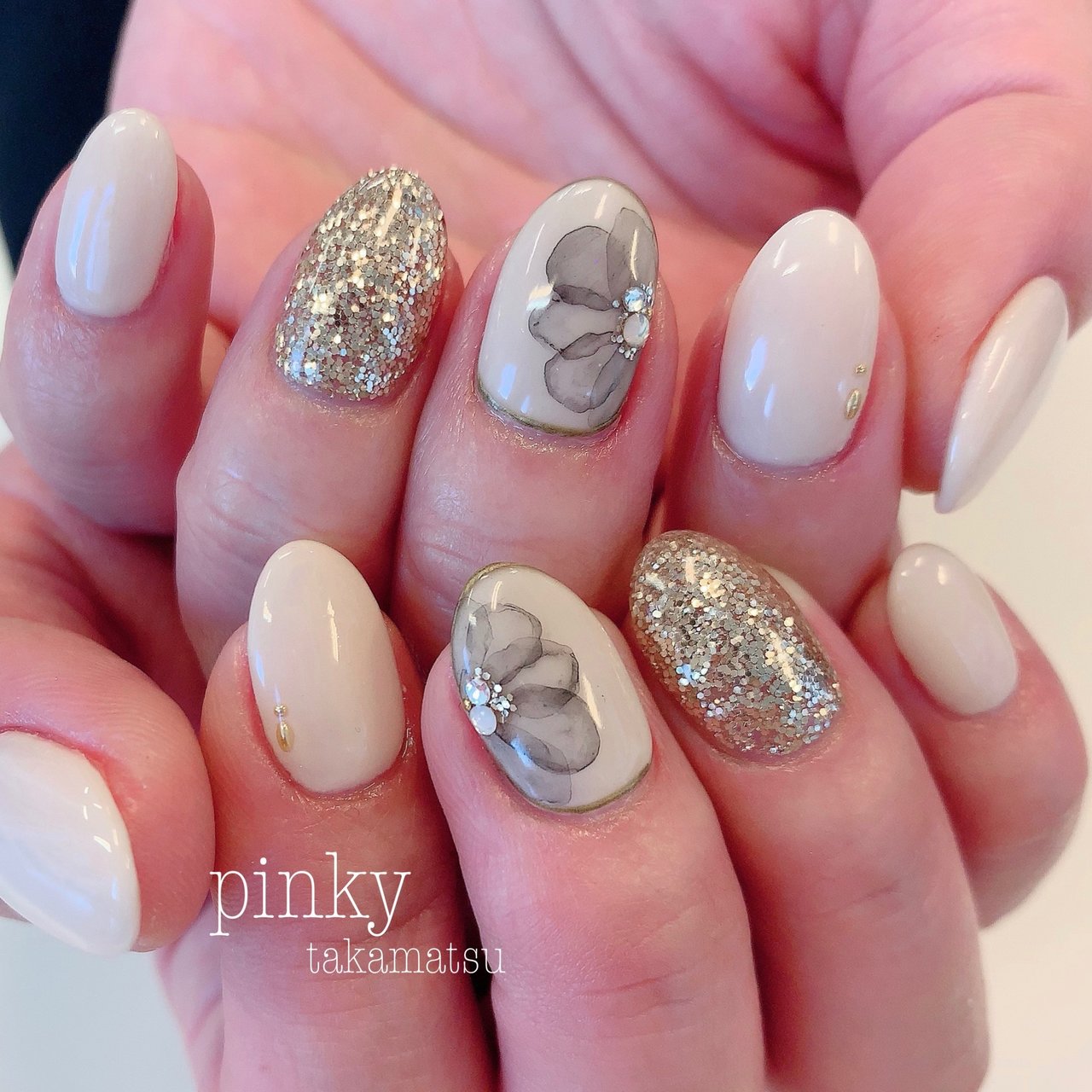 春 成人式 卒業式 入学式 ハンド Yopiのネイルデザイン No ネイルブック