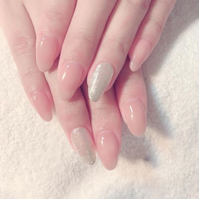 春 オールシーズン シンプル ラメ ハート Plus Nail プラスネイルのネイルデザイン No ネイルブック