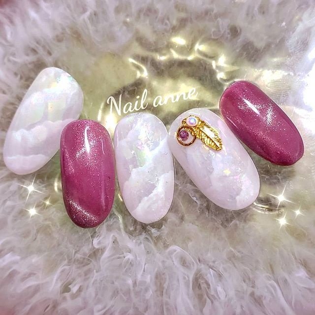 春 ハンド 大理石 ミディアム ホワイト Nail Anneのネイルデザイン No ネイルブック