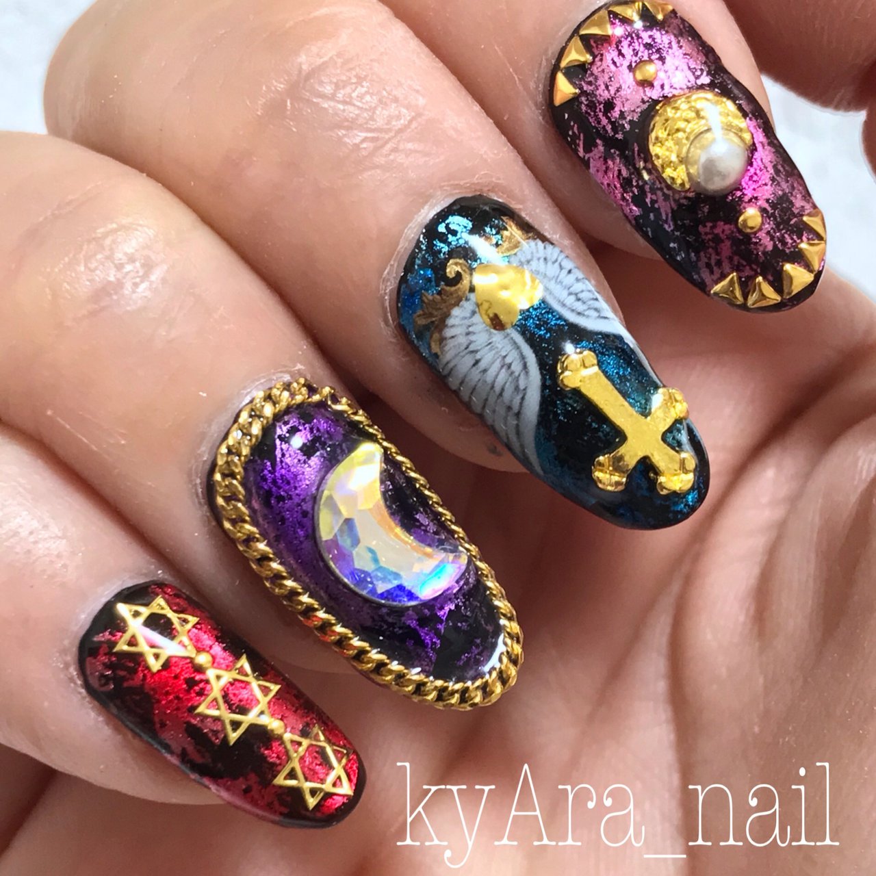 オールシーズン ライブ ハロウィン ハンド ビジュー Kyara Nailのネイルデザイン No ネイルブック