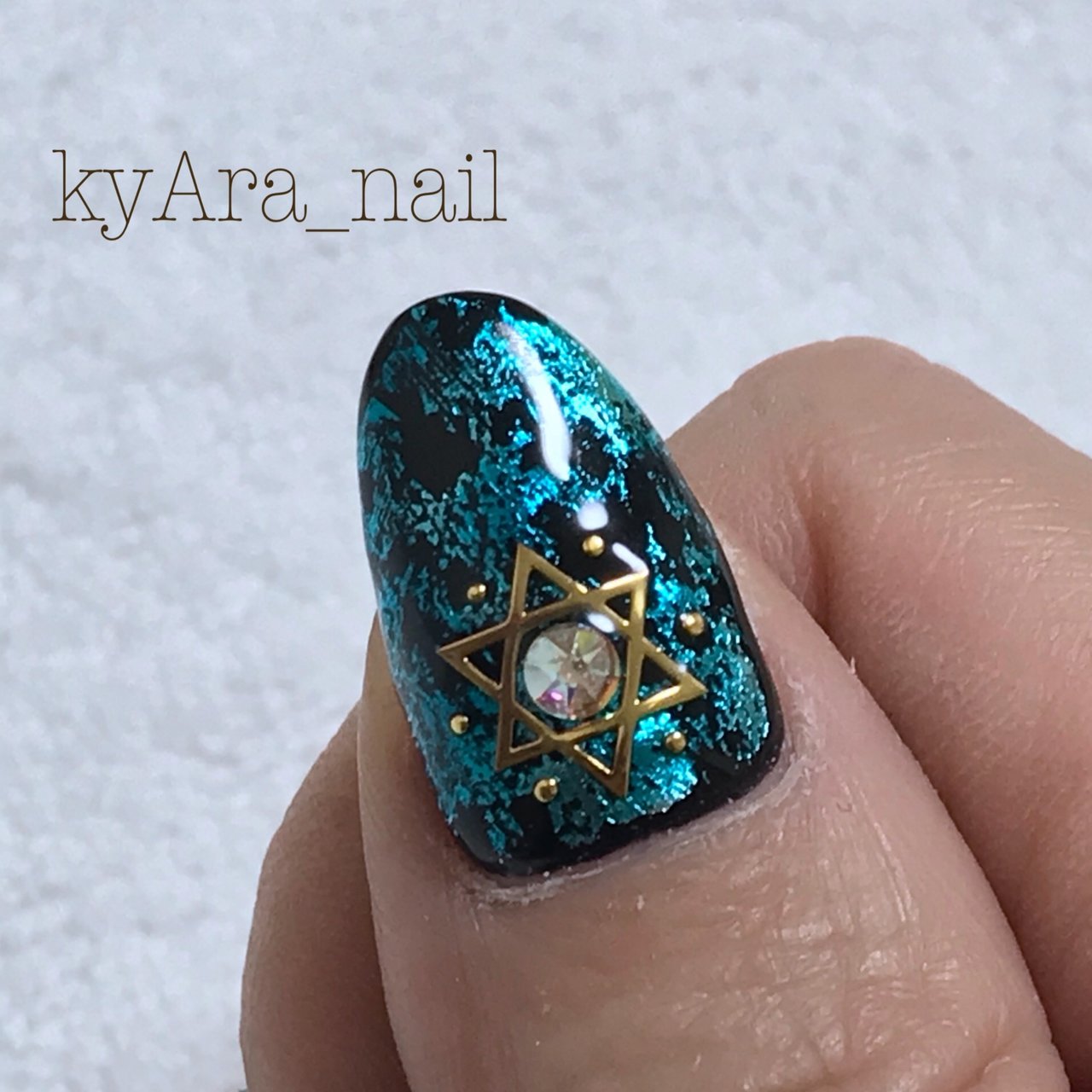 オールシーズン ライブ ハロウィン ハンド ビジュー Kyara Nailのネイルデザイン No ネイルブック