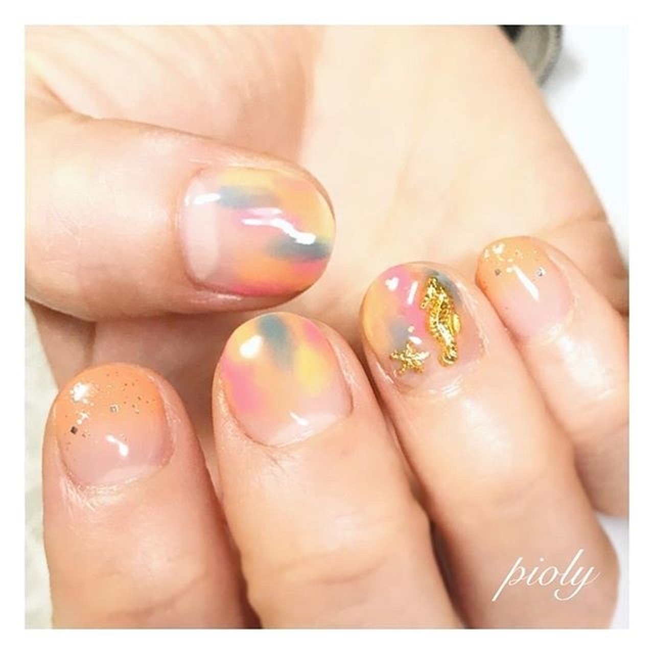 夏 旅行 リゾート ハンド シェル Nail Salon Pioly ピオリー のネイルデザイン No ネイルブック