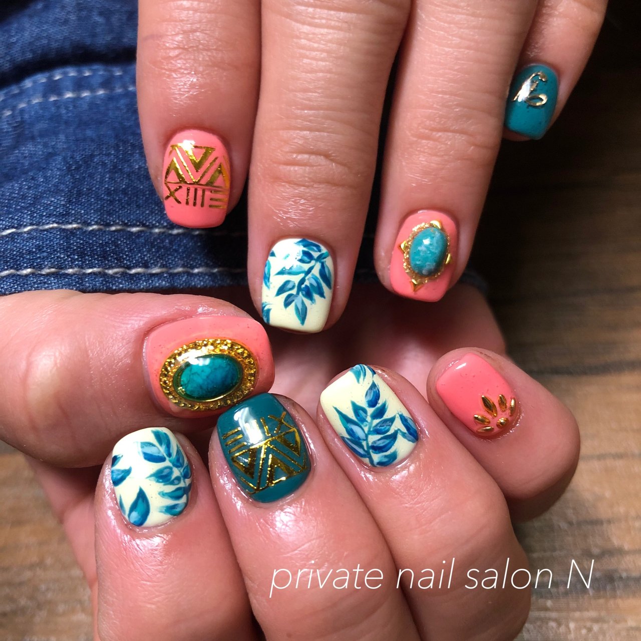 ハンド ワンカラー エスニック ブローチ ボタニカル Private Nail Salon Nのネイルデザイン No ネイルブック