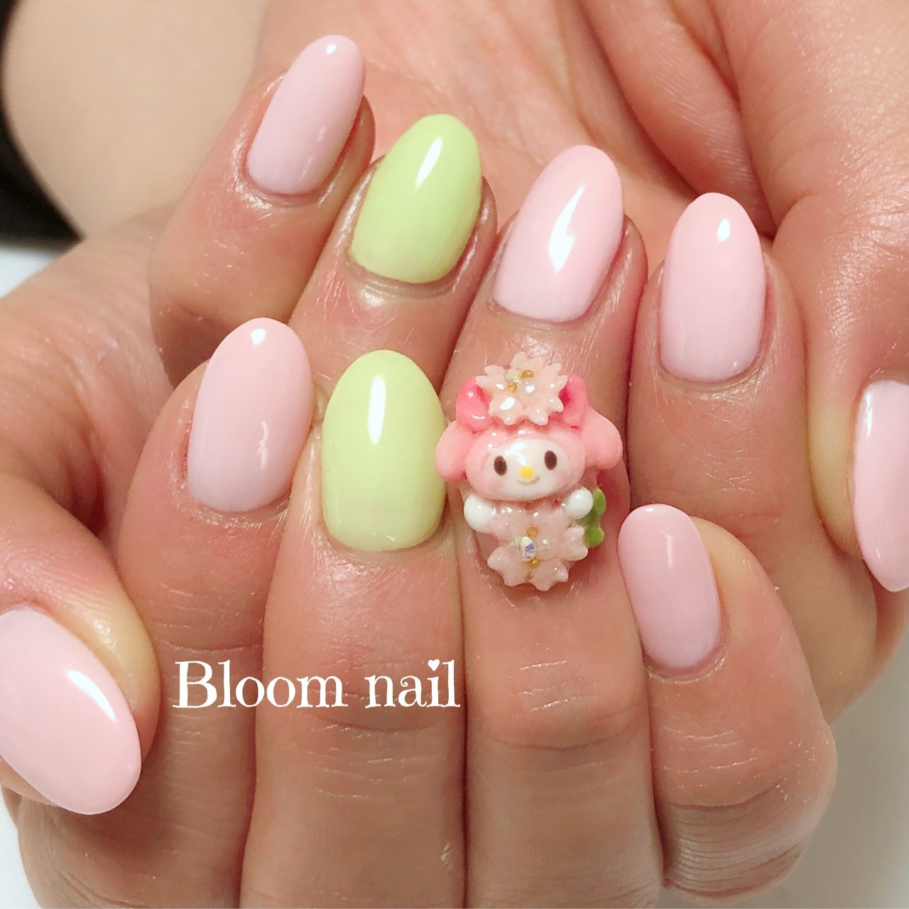 春 オールシーズン ハンド ワンカラー キャラクター Bloom Nailの