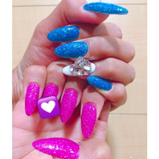 お正月 成人式 ハンド ビジュー フラワー Re Chakuのネイルデザイン No ネイルブック