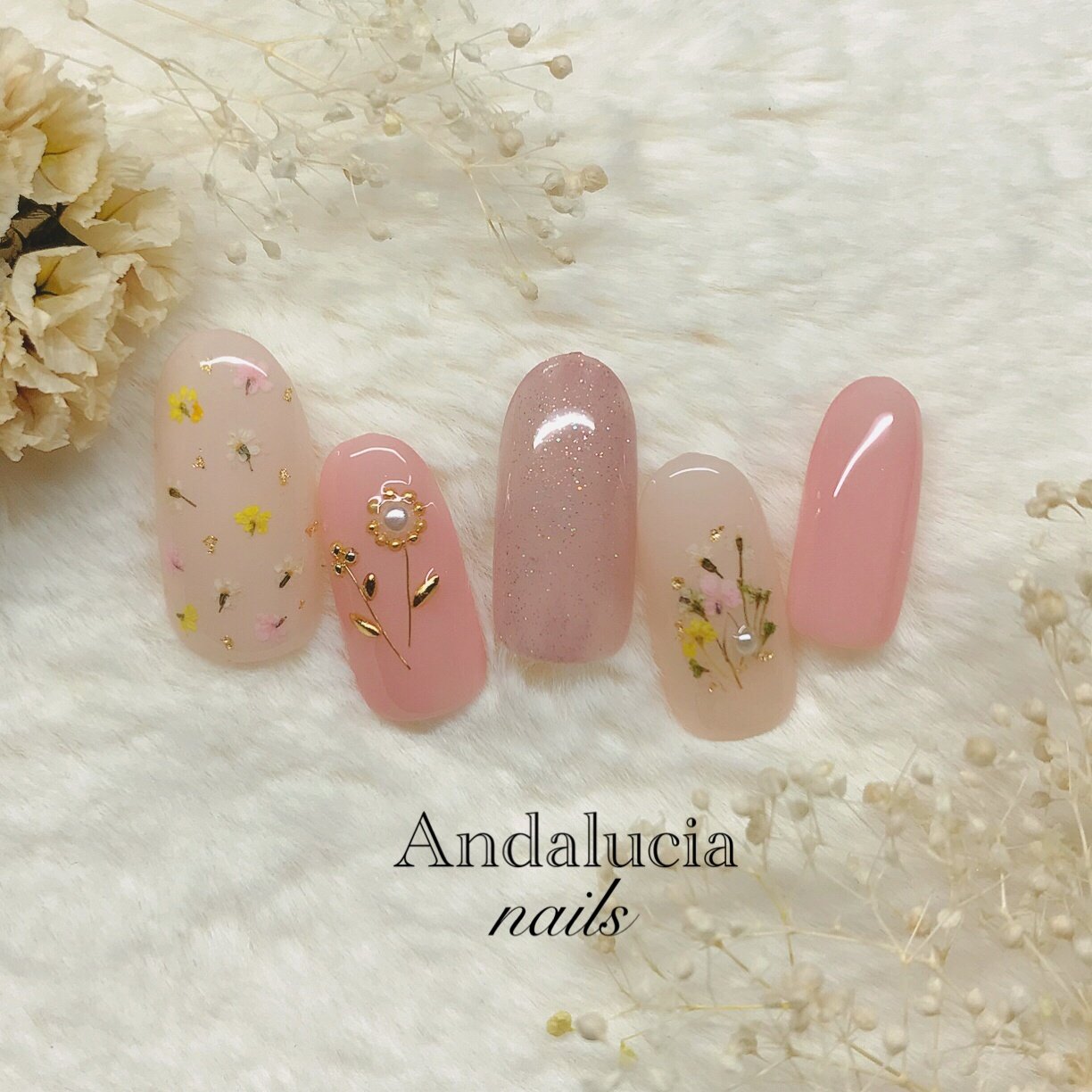 春 ハンド ラメ 押し花 ロング Andalucia Nailsのネイルデザイン No ネイルブック