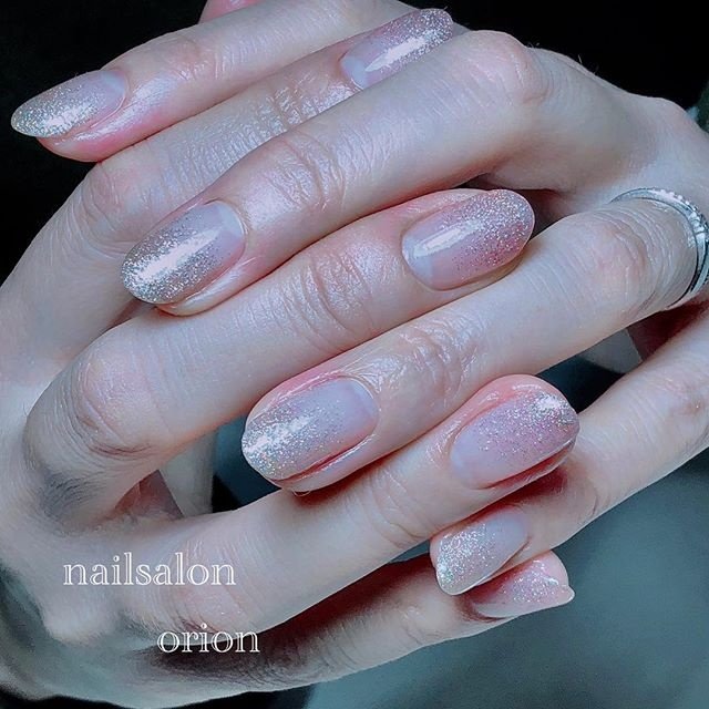 オールシーズン ハンド グラデーション ラメ ミディアム Orionnailのネイルデザイン No ネイルブック