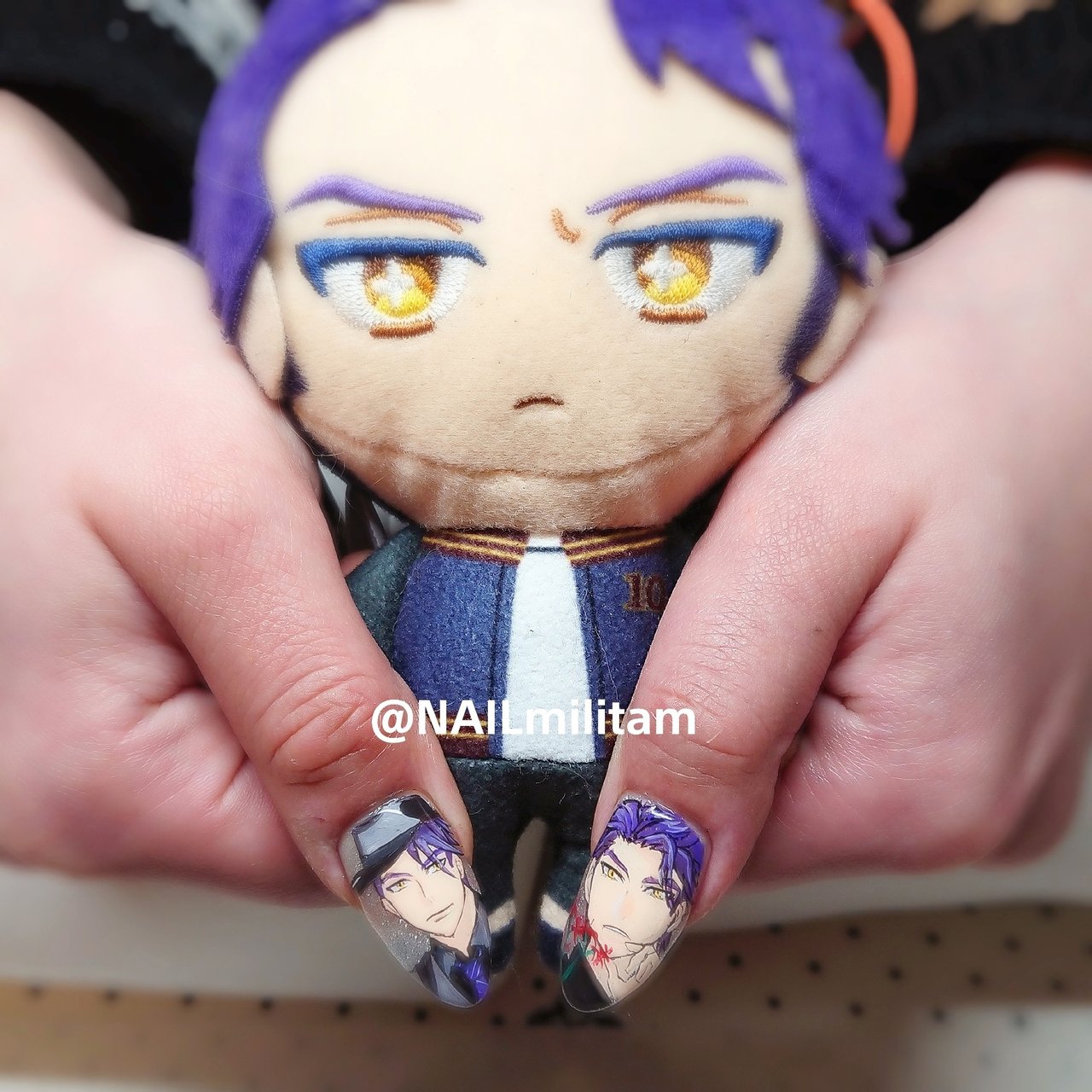 ハンド ラメ 痛ネイル キャラクター ミラー ミリ Militamのネイルデザイン No ネイルブック