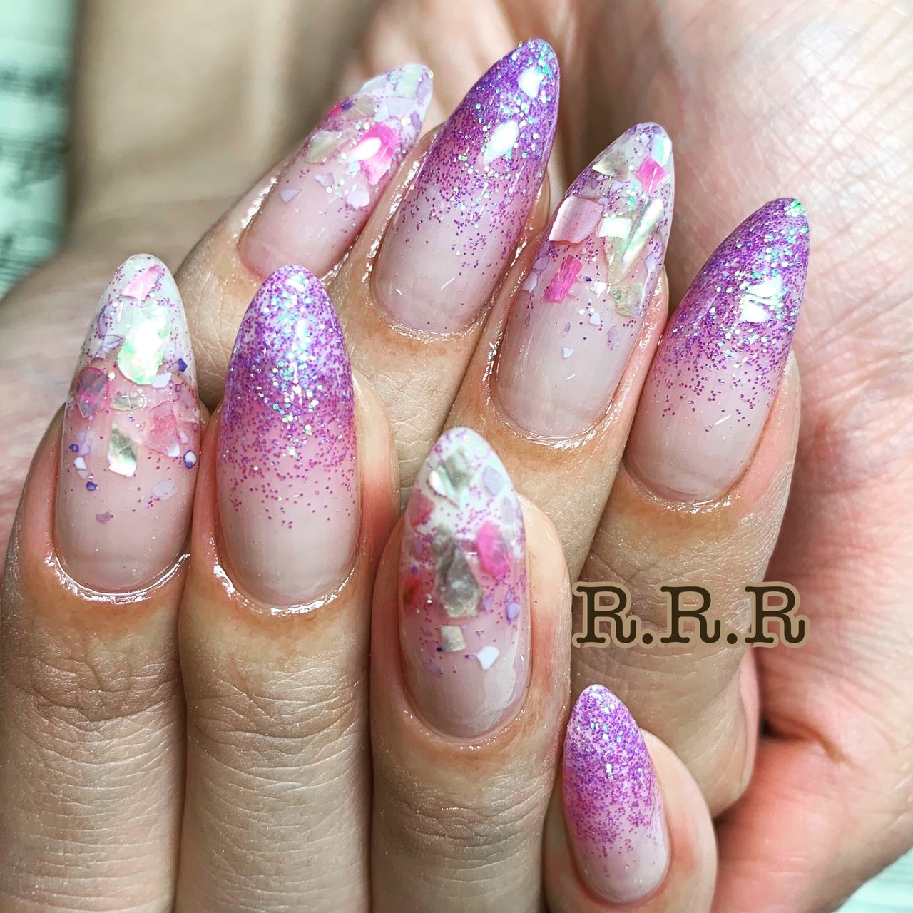 春 ハンド グラデーション シェル ロング Beautyroom R R Rのネイルデザイン No ネイルブック