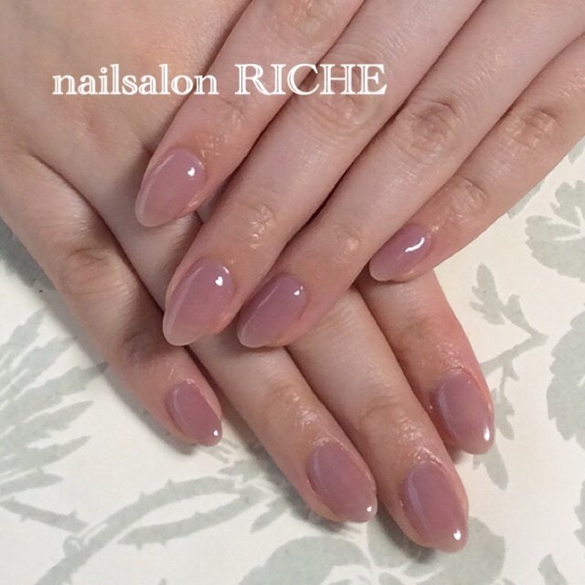 オールシーズン ハンド ワンカラー ミディアム グレージュ Nailsalon Richeのネイルデザイン No ネイルブック