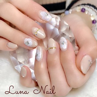 人気順 ベージュ ヌーディー ゴールドラインテープのネイルデザイン ネイルブック